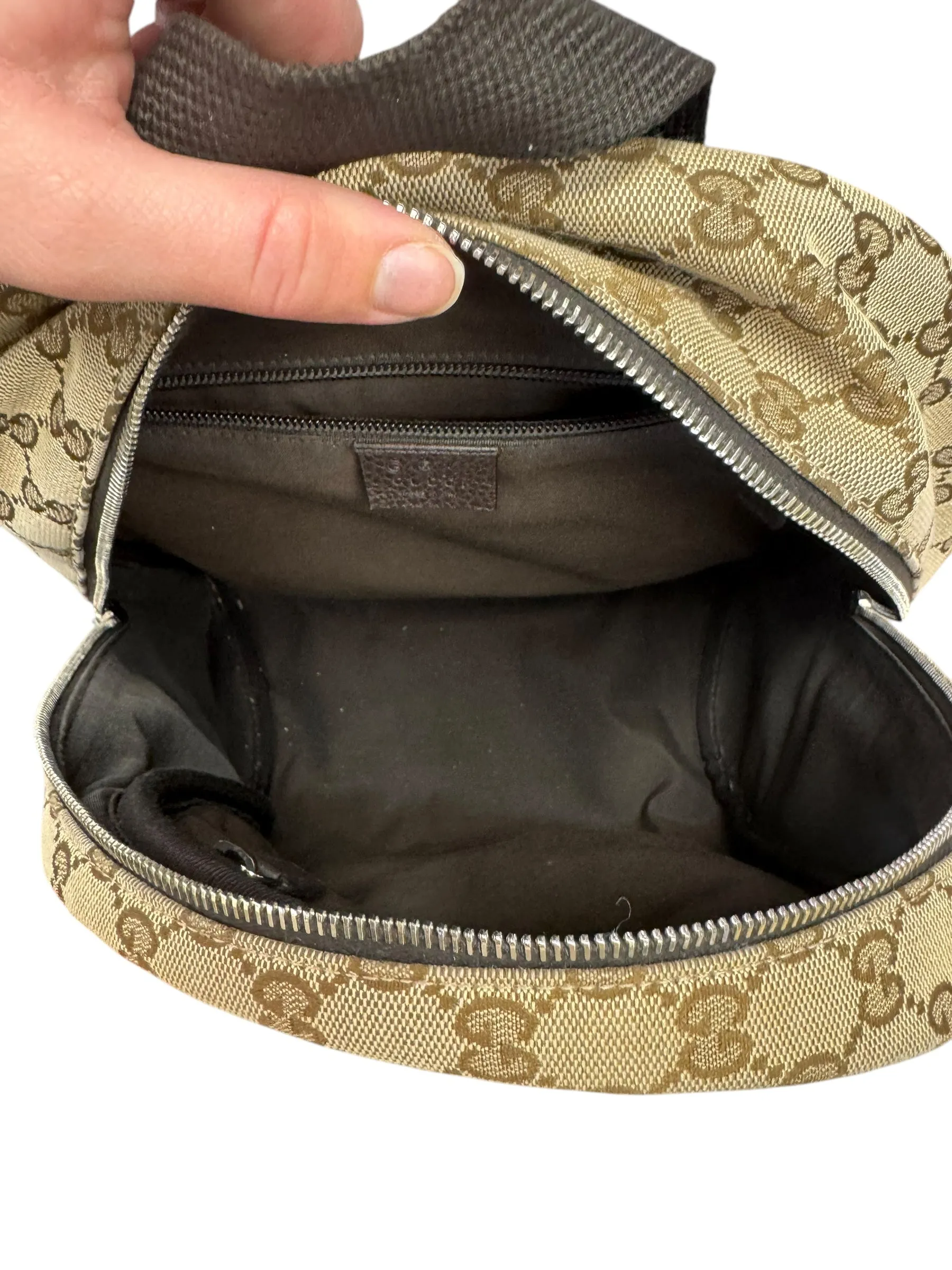 Backpack Luxury Designer By Gucci, Size: Medium