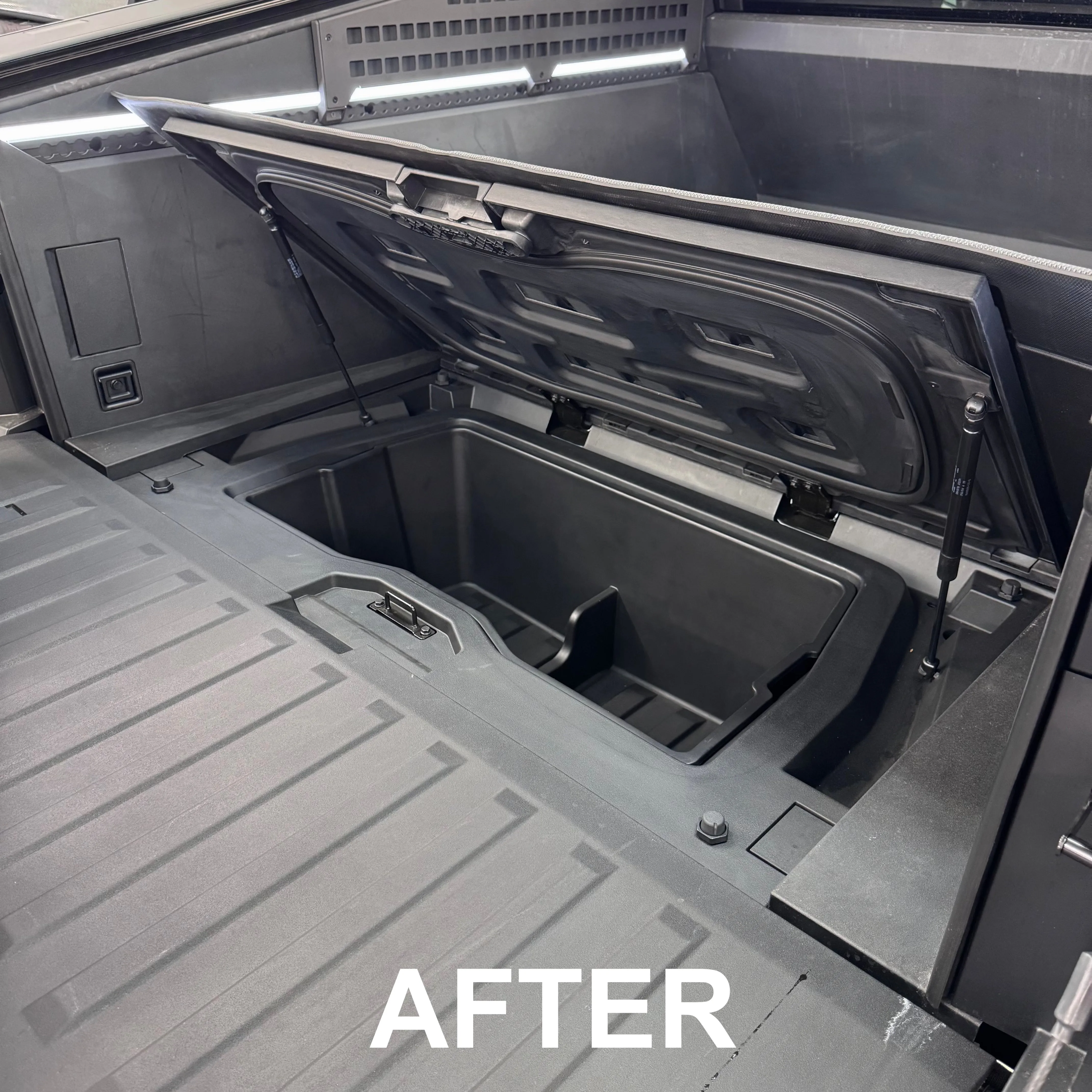 Cybertruck Sub-Bed Organizer (1-Piece)
