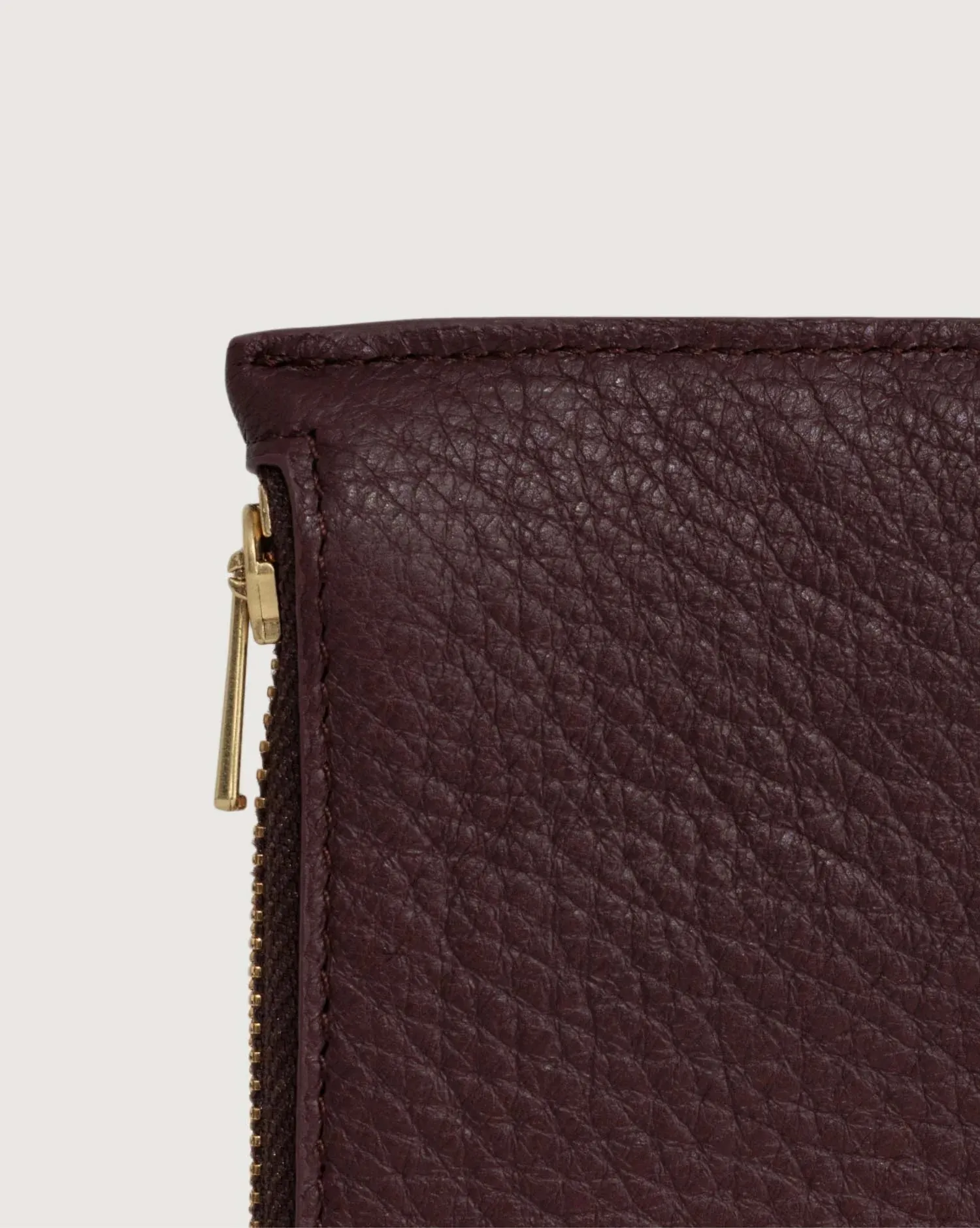 Frank Cardholder | Aubergine