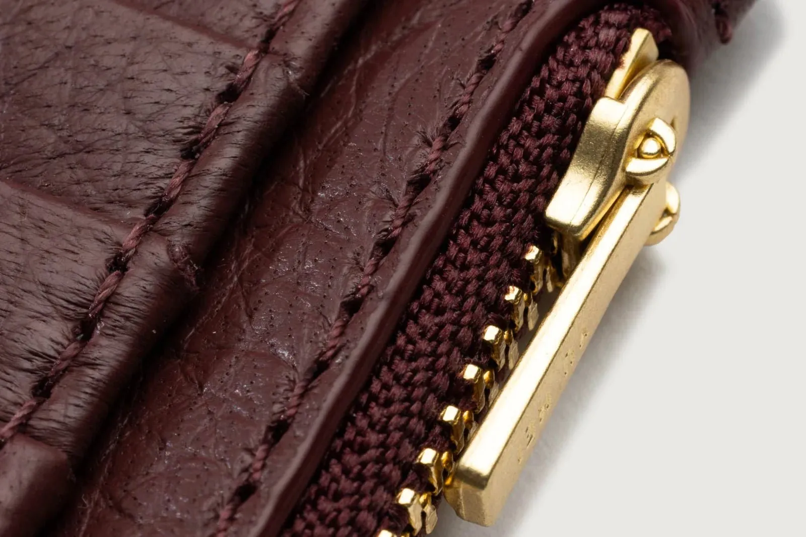 Frank Cardholder | Aubergine